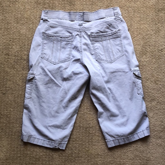 Lee Sinfully Soft Cargo Capris | Size small - Picture 3 of 8
